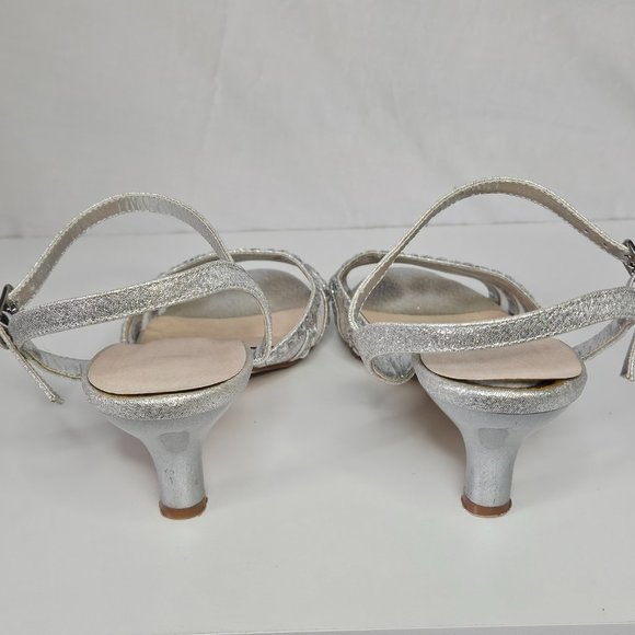 Womens Dress Shoe, Shiny Crystal Silver - Picture 4 of 6